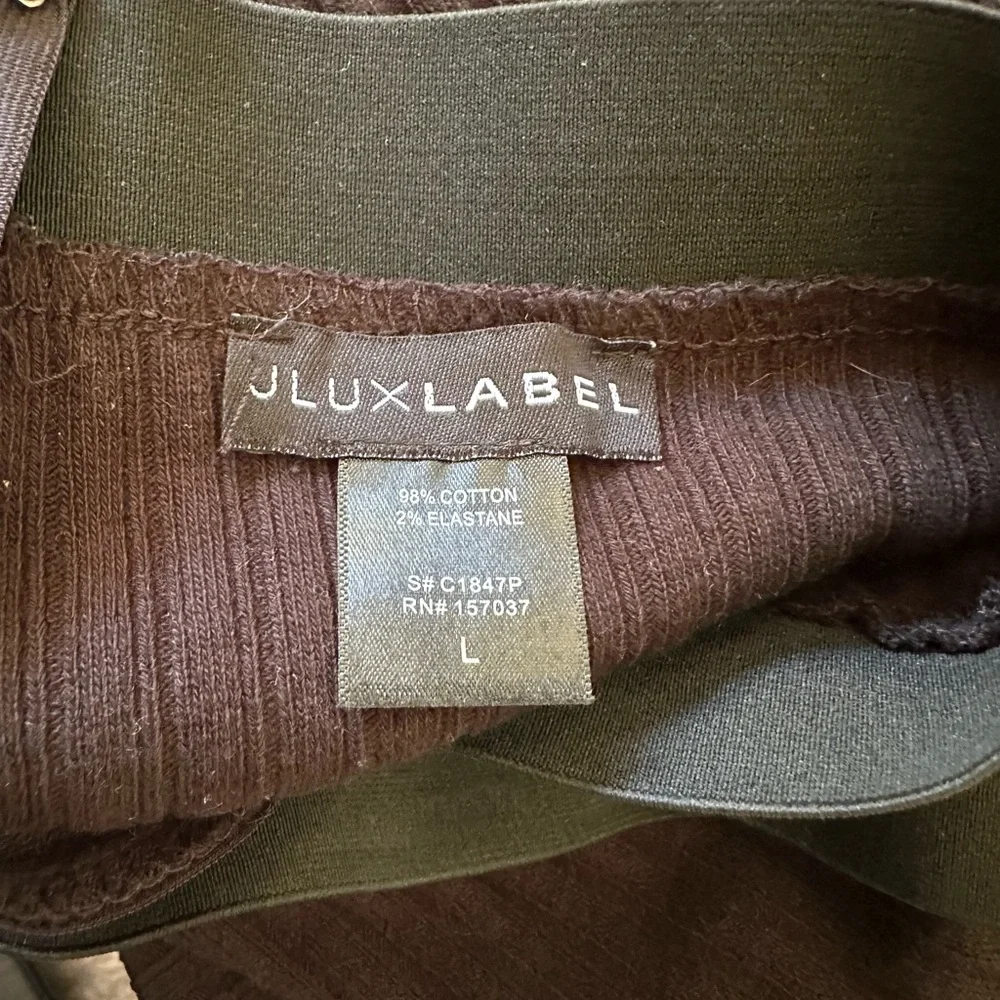 JLUXLABEL Ribbed Shorts - Picture 3 of 3
